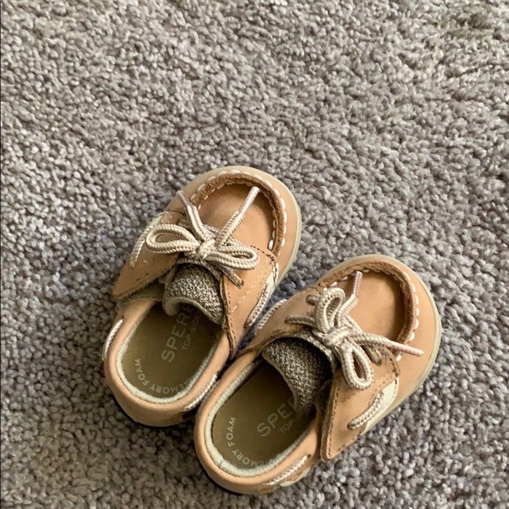 Baby sperry shoes
